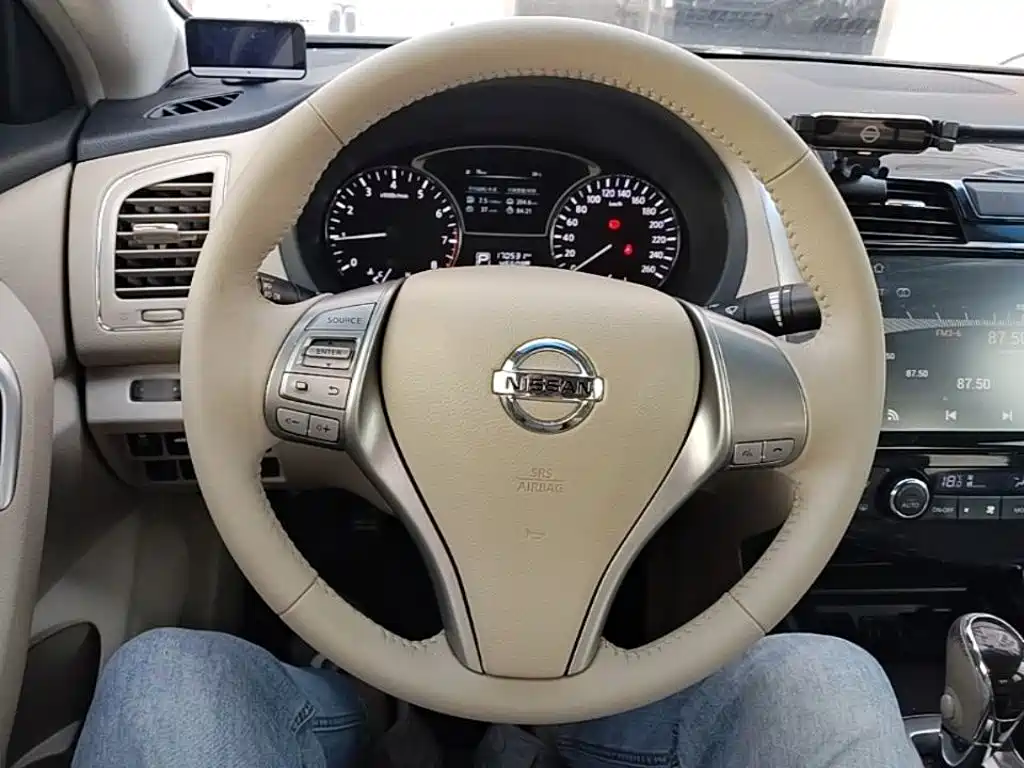 Nissan Teana — миниатюра 11