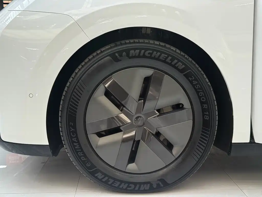 Li Auto Li MEGA — миниатюра 9
