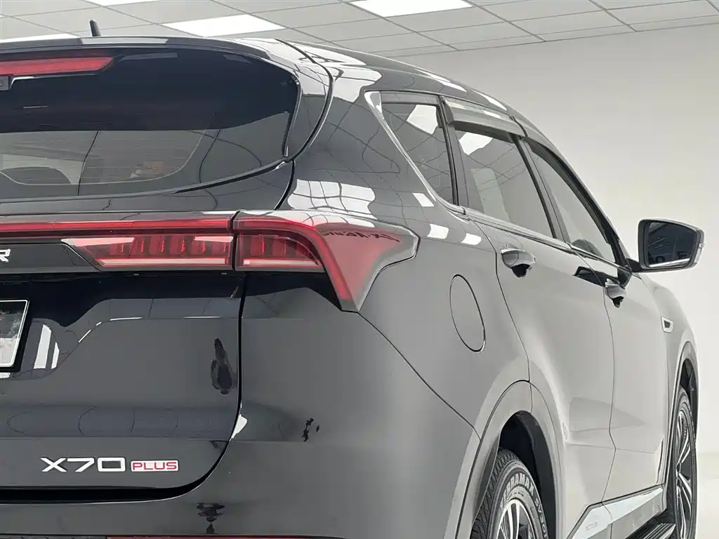 JETOUR X70 PLUS 2021 1.5T MT 5 мест