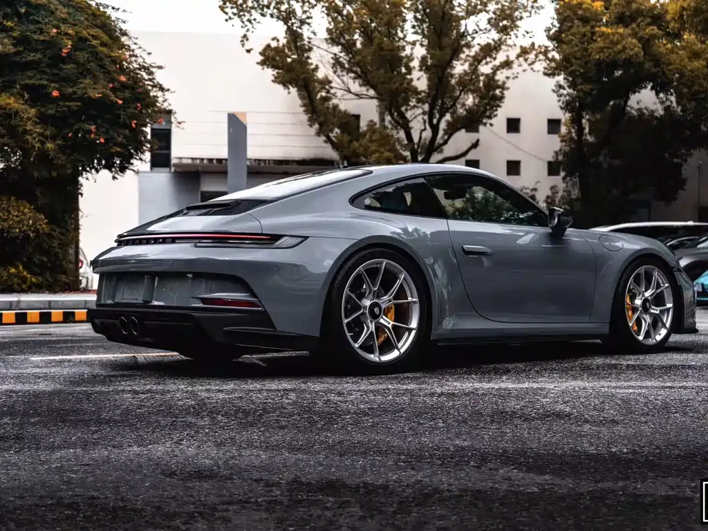 Porsche 911 2022 GT3 Touring 4.0L