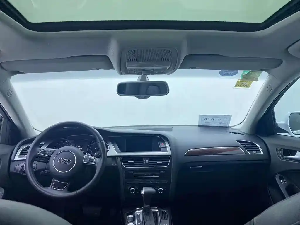 Audi A4L 2013 35 TFSI AT Comfort
