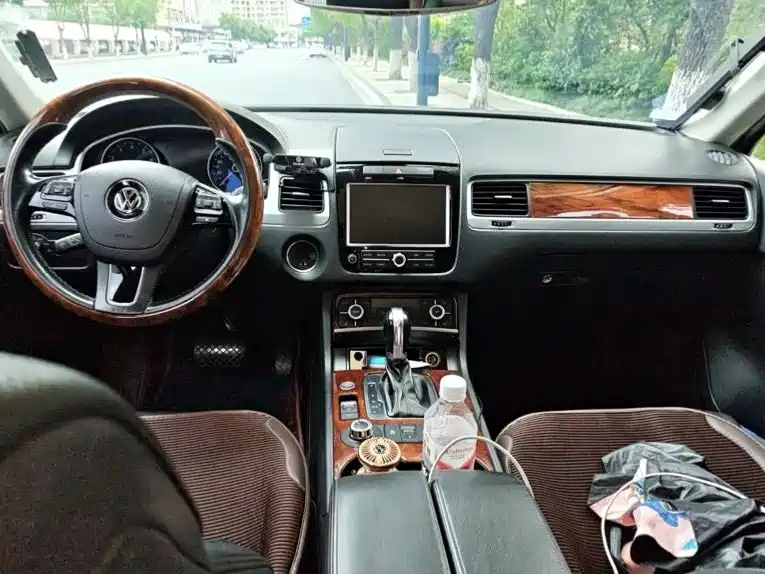 Volkswagen Touareg 2011 3.0TSI Luxury