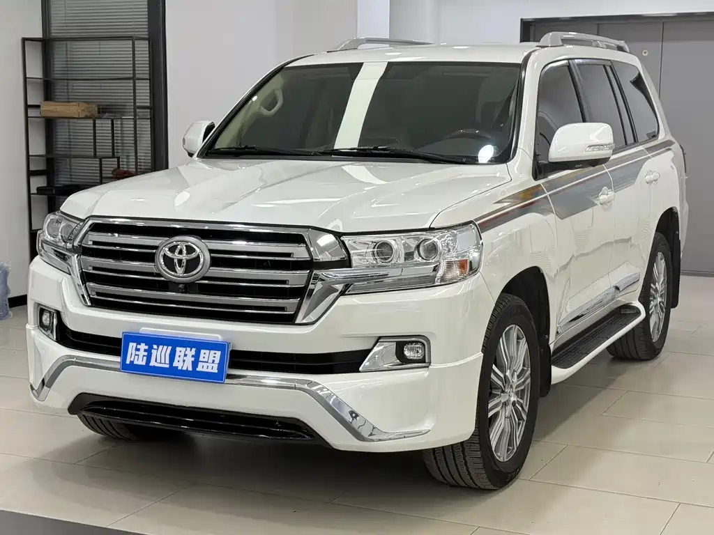 Toyota Land Cruiser 2016