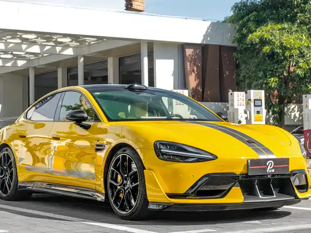 XIAOMI CAR XIAOMI SU7 ULTRA 2025