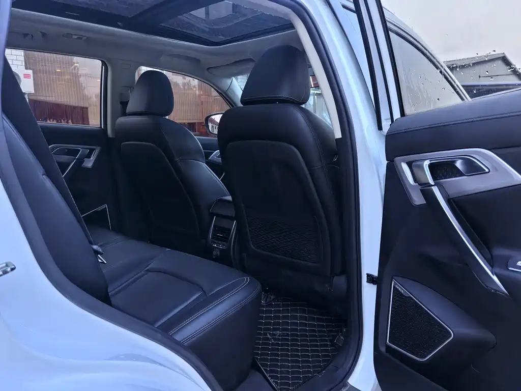Geely Boyue — миниатюра 14