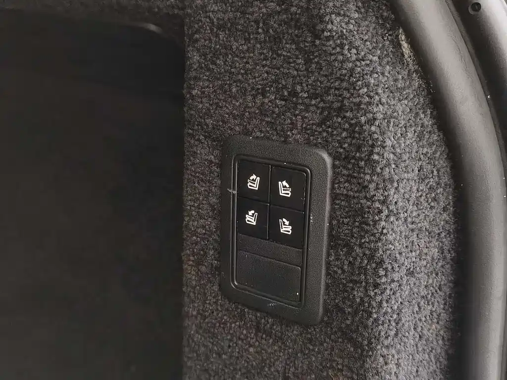 Land Rover Range Rover — миниатюра 19