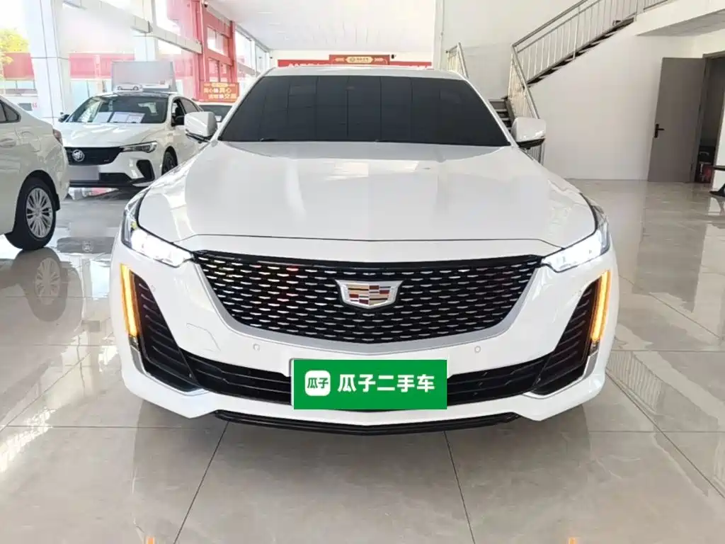 Cadillac CT5 — миниатюра 3