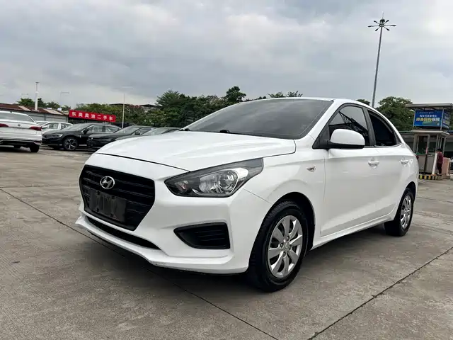 Hyundai Verna