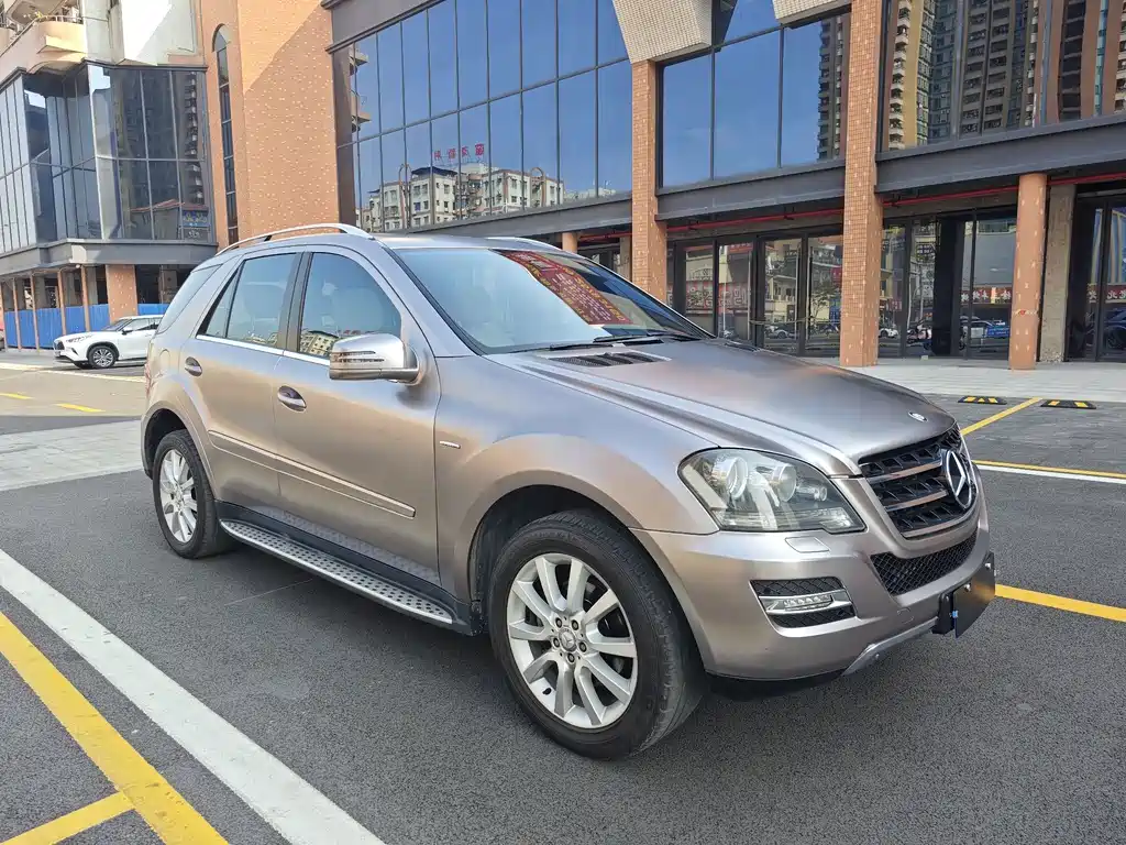 Mercedes-Benz M-Class — миниатюра 3