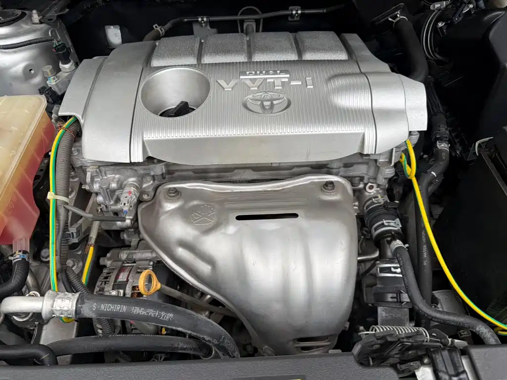 Toyota RAV4 — миниатюра 26