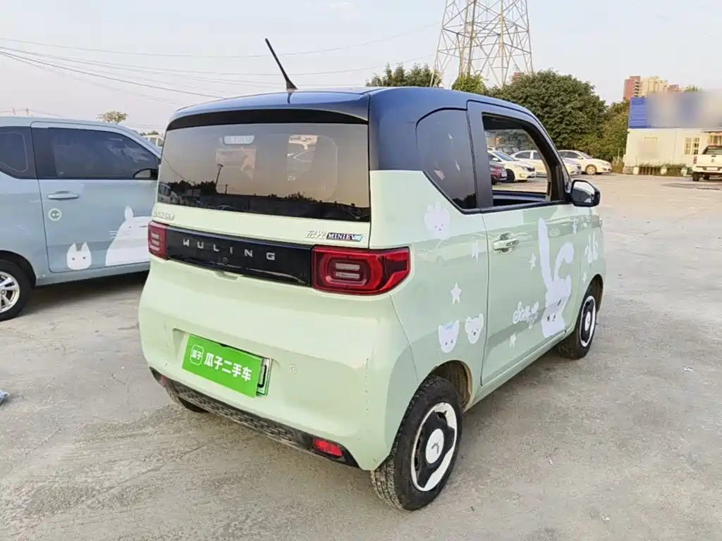 Wuling MINIEV — миниатюра 7