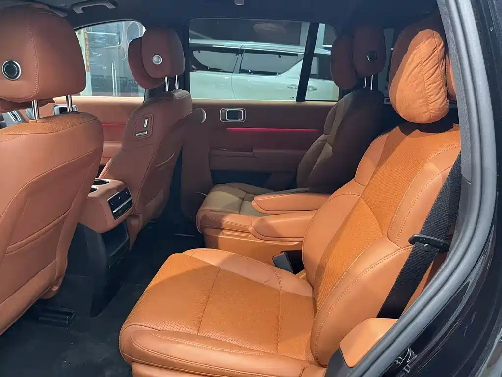 Li Auto Li L8 — миниатюра 9