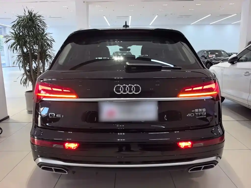 Audi Q5L — миниатюра 6