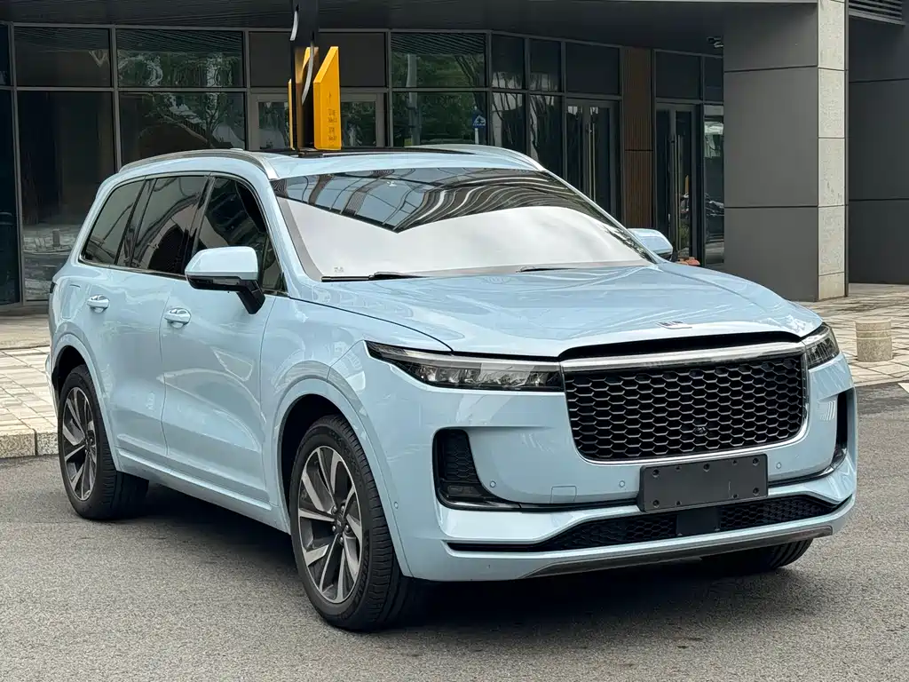 Li Auto ONE 2021 6 мест