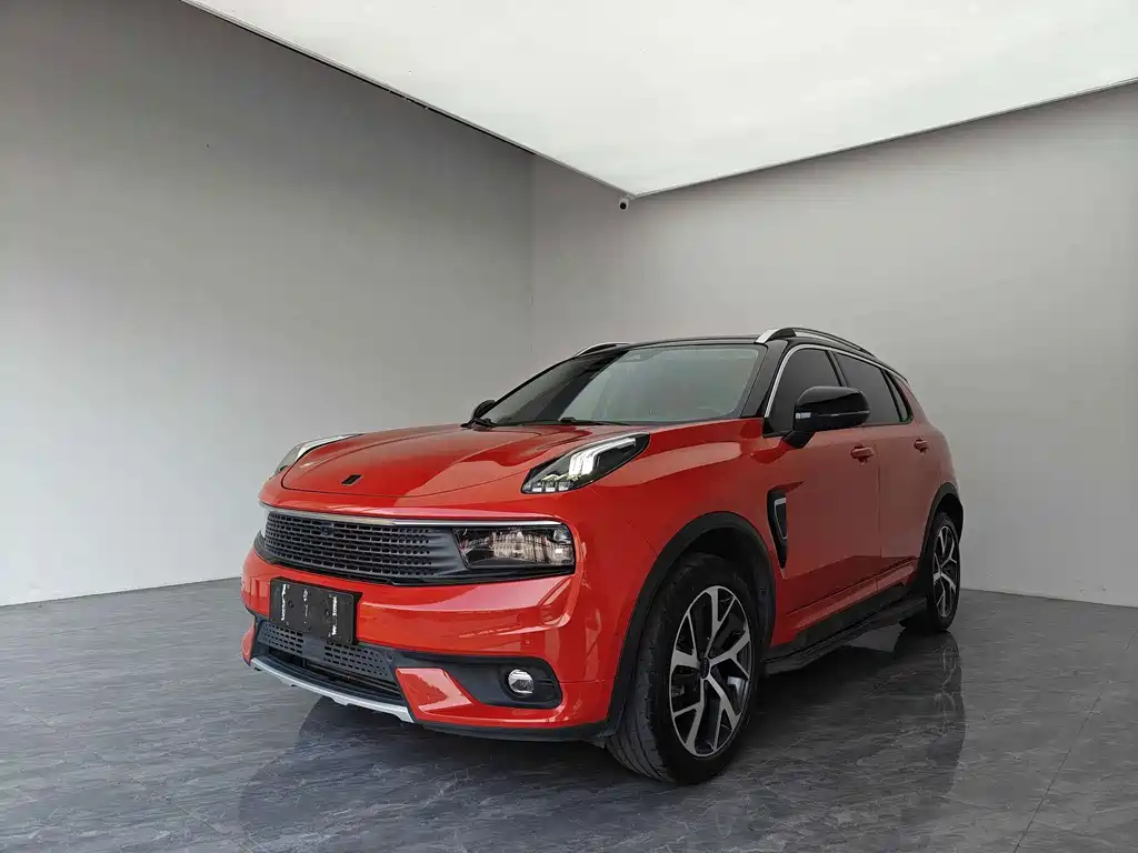 Lynk & Co 01