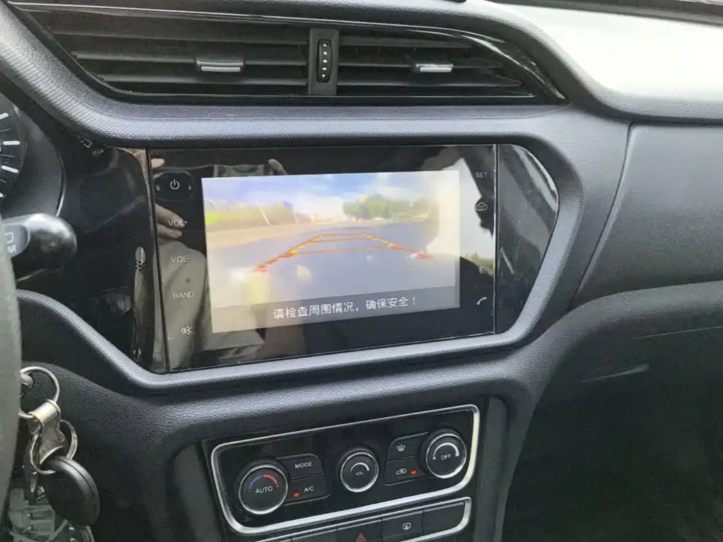 Chery Tiggo 3 — миниатюра 9