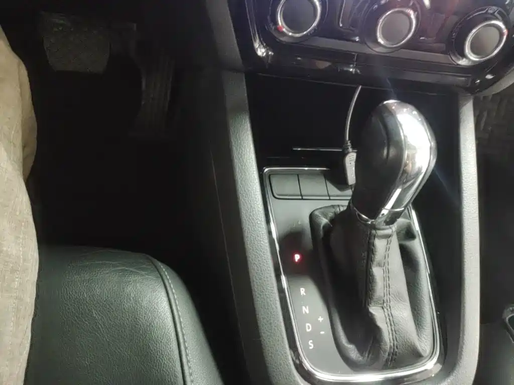 Volkswagen Sagitar — миниатюра 14