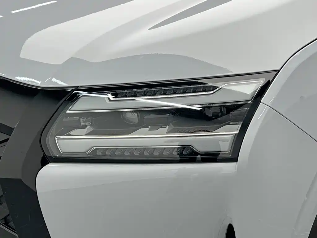 Wuling Xingguang 730 New Energy — миниатюра 9