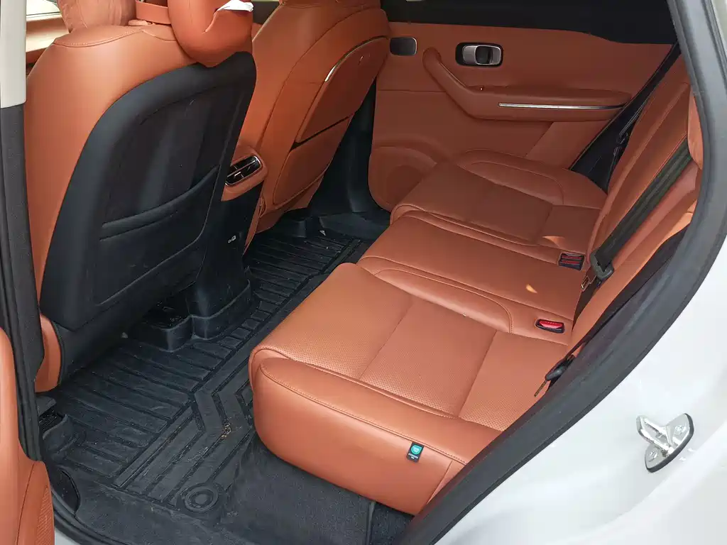 Leapmotor Leapmotor C10 — миниатюра 5