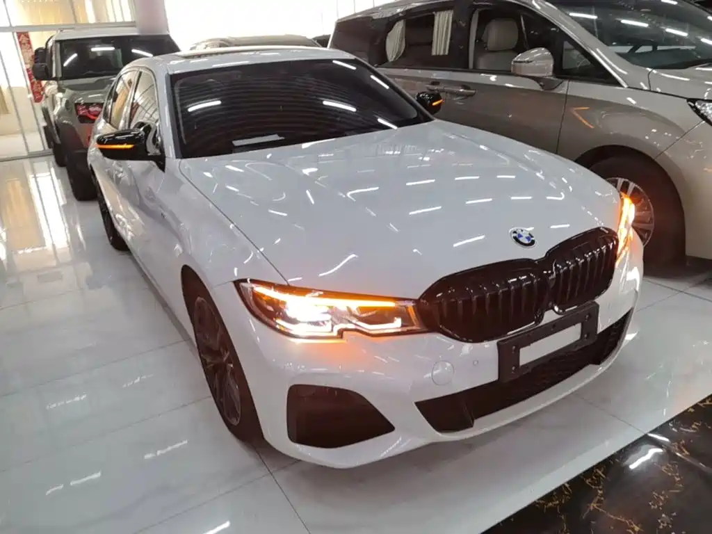 BMW 3 Series — миниатюра 4