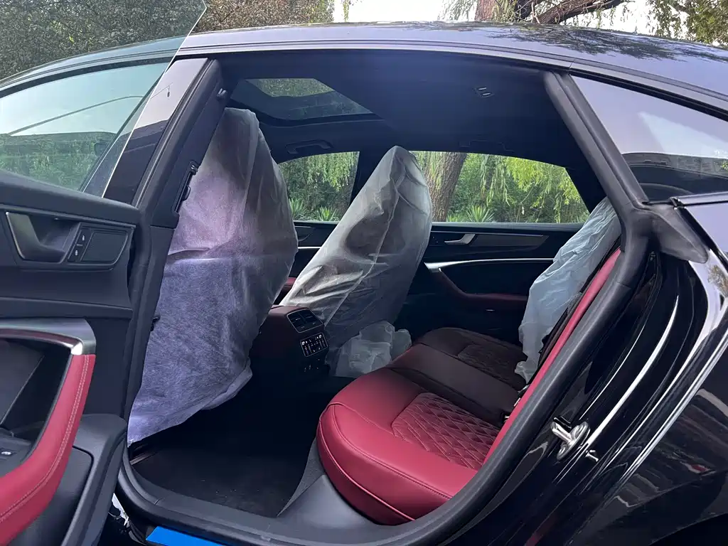 Audi A7L 2024 45 TFSI quattro