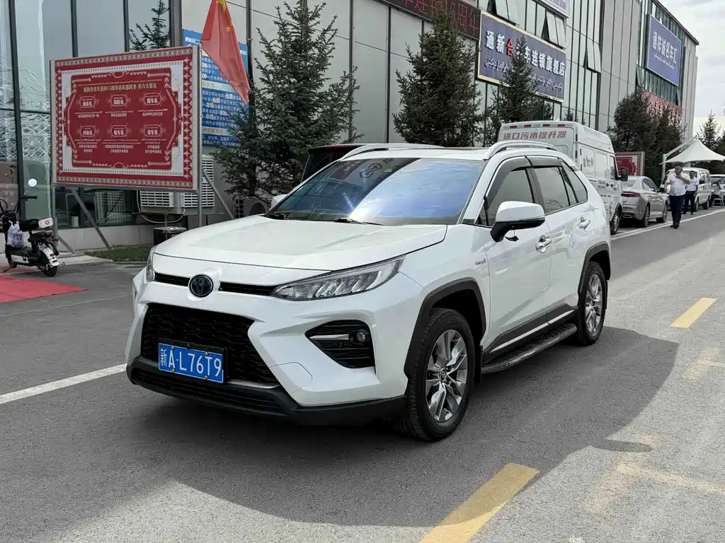 2021 Toyota RAV 4 - zdjęcie 1 z 10