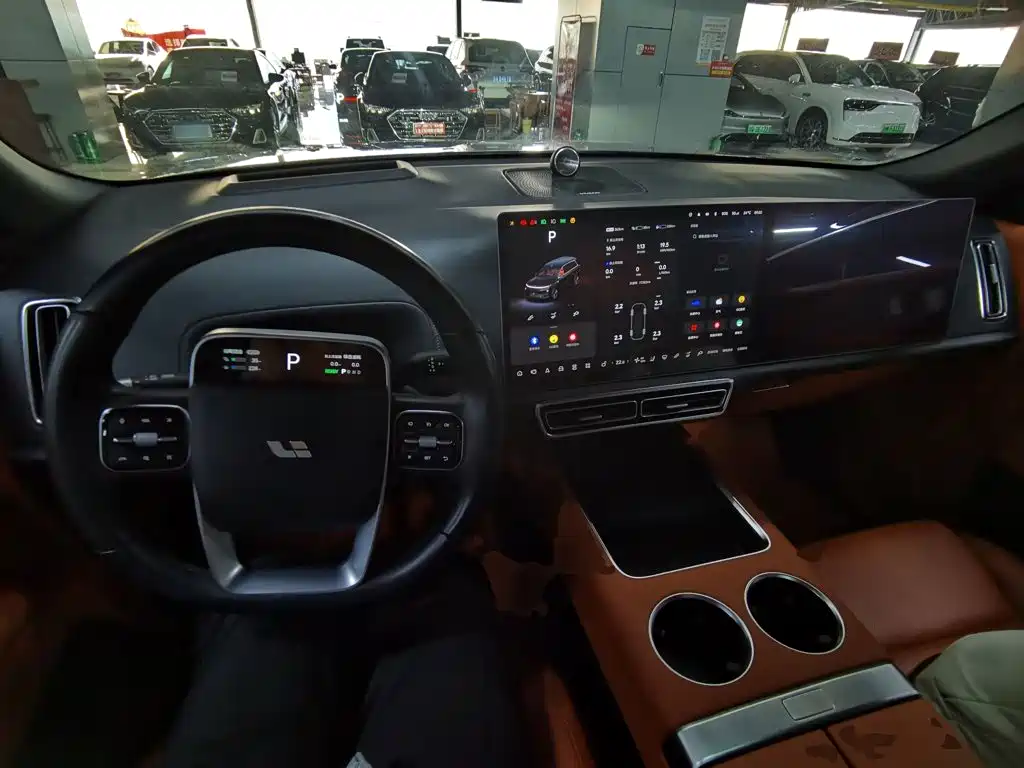 Li Auto Li L9 — миниатюра 10