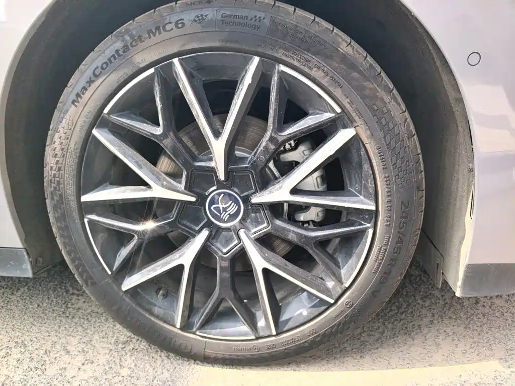 BYD Han 2025 DM-i Smart Drive 125KM Flagship