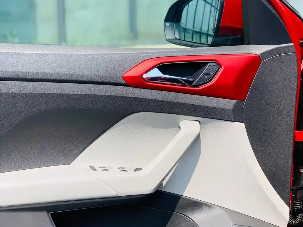 Volkswagen T-Cross — миниатюра 10