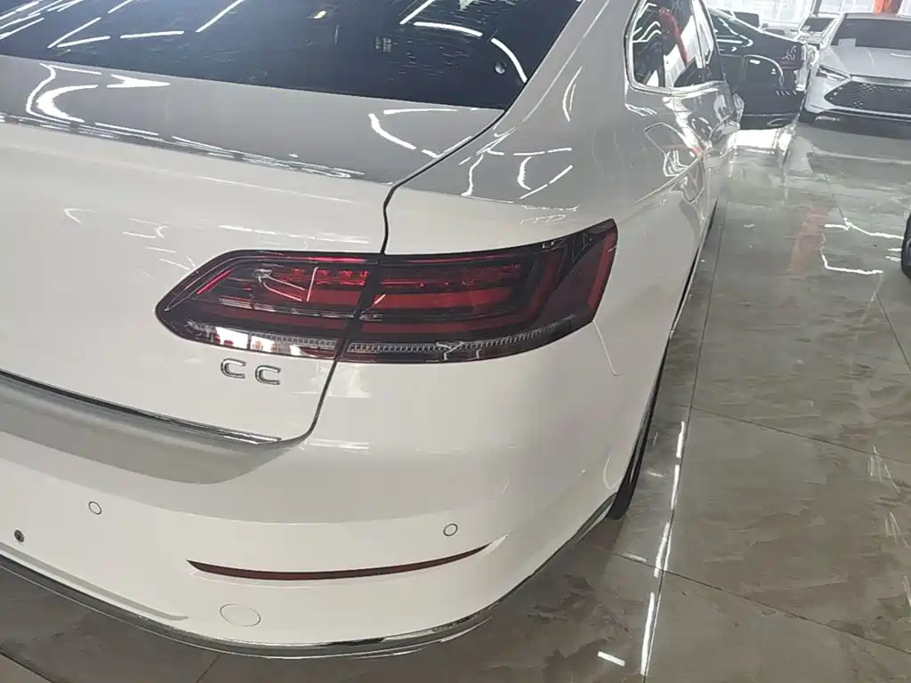 Volkswagen CC — миниатюра 8