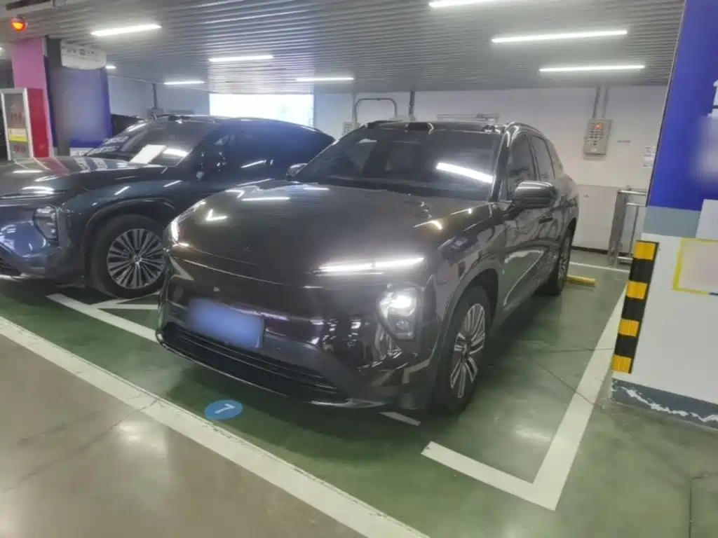NIO ES7
