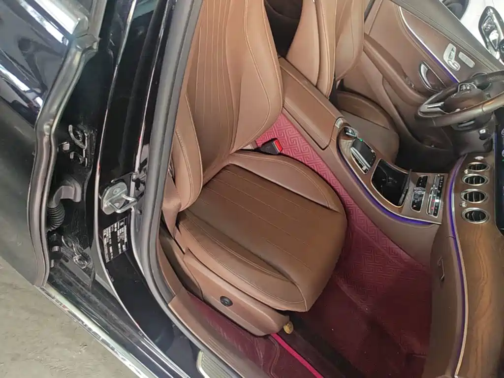 Mercedes-Benz E-Class — миниатюра 25