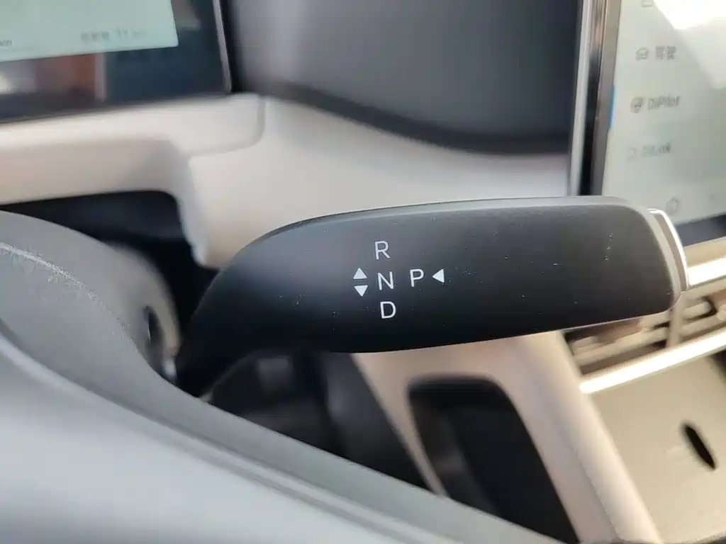 BYD Yuan UP — миниатюра 14