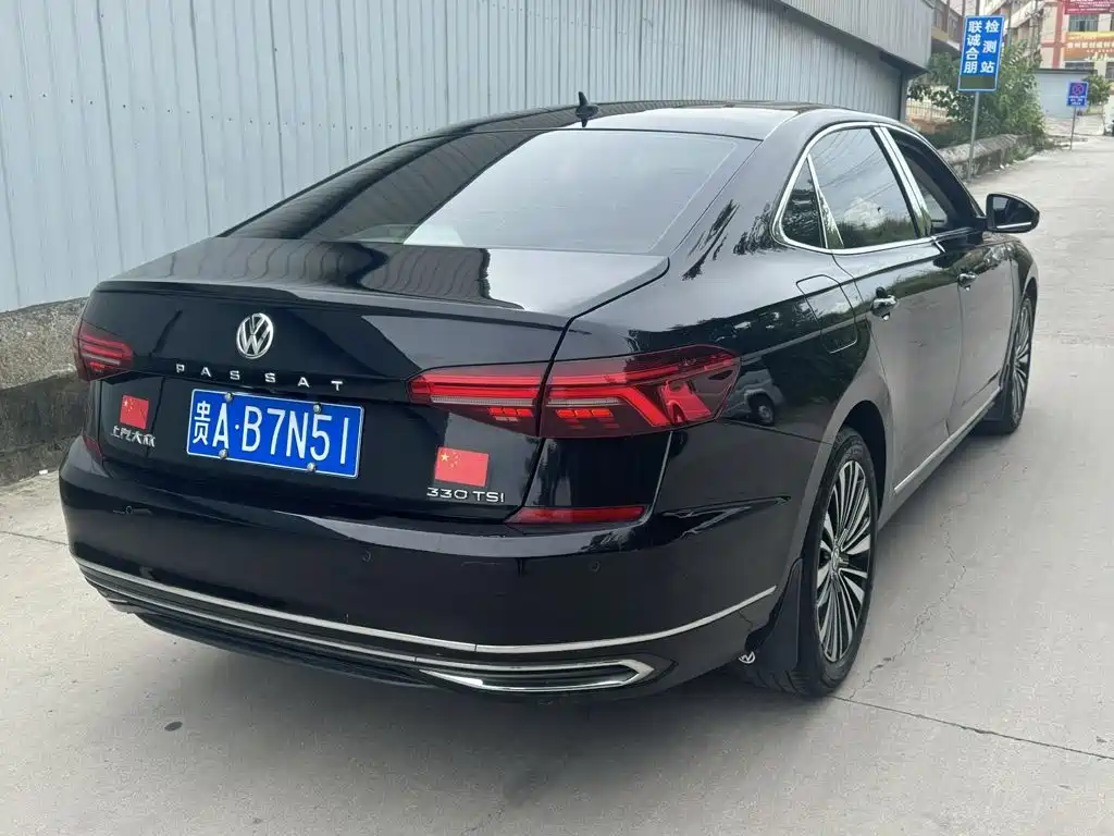 Volkswagen Passat — миниатюра 8