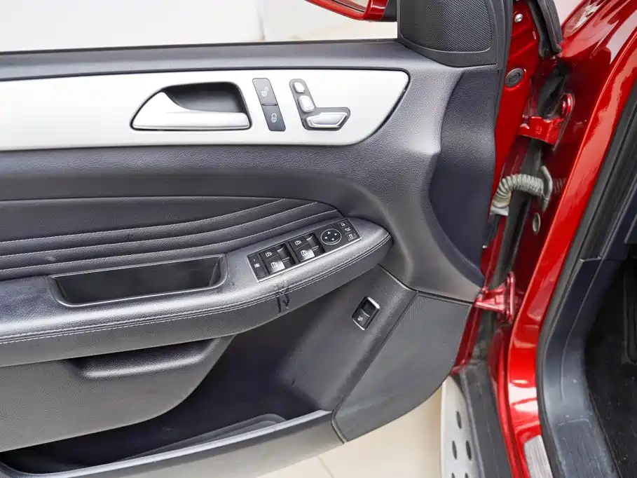 Mercedes-Benz GLE Coupe — миниатюра 6
