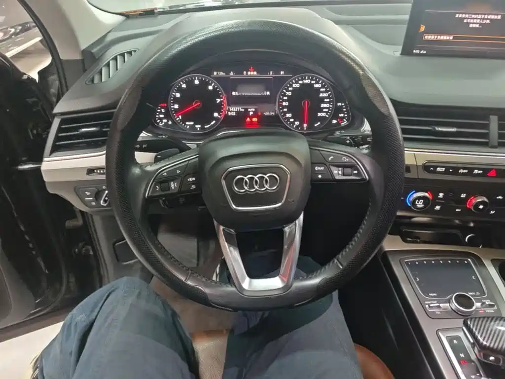 Audi Q7 — миниатюра 11