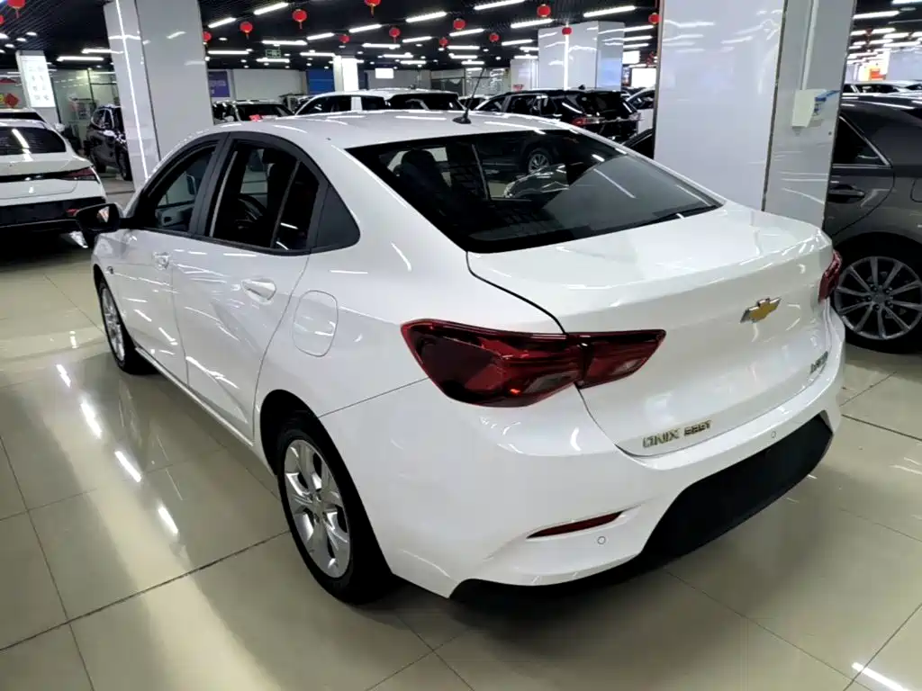 Chevrolet Cavalier — миниатюра 5
