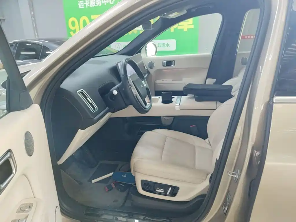 Li Auto Li L8 — миниатюра 15