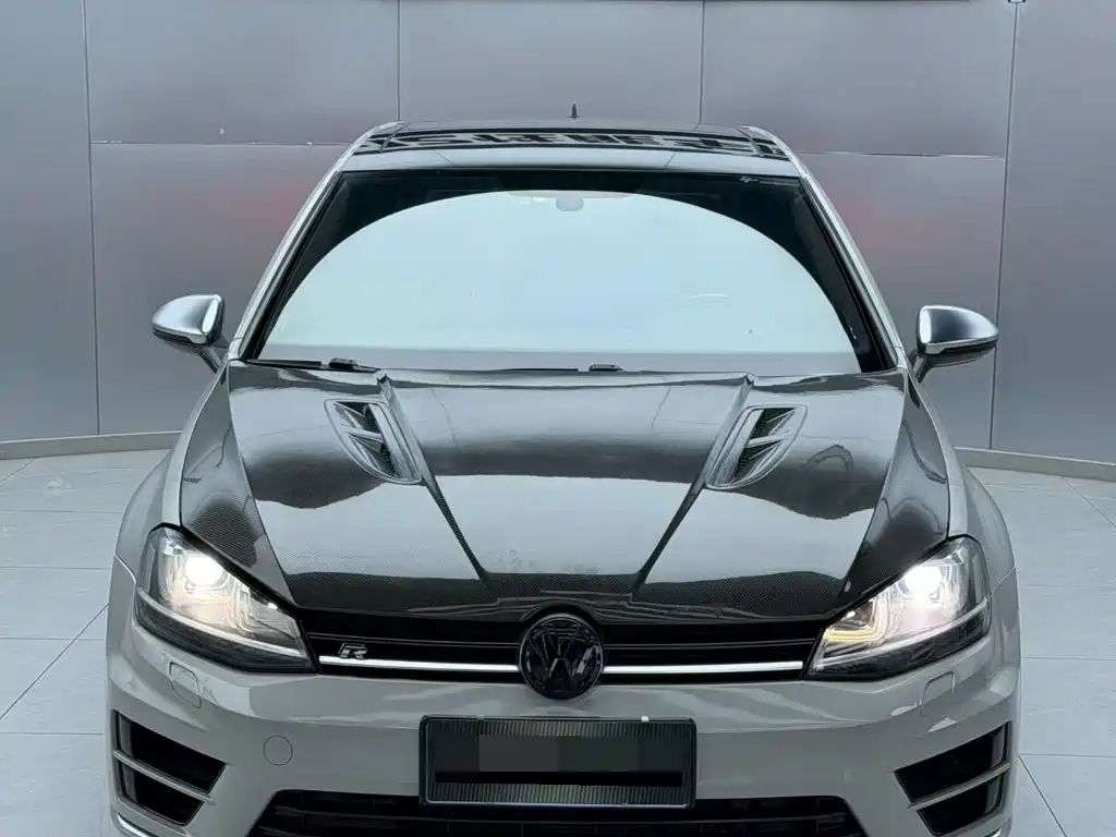 Volkswagen Golf 2015 2.0TSI R
