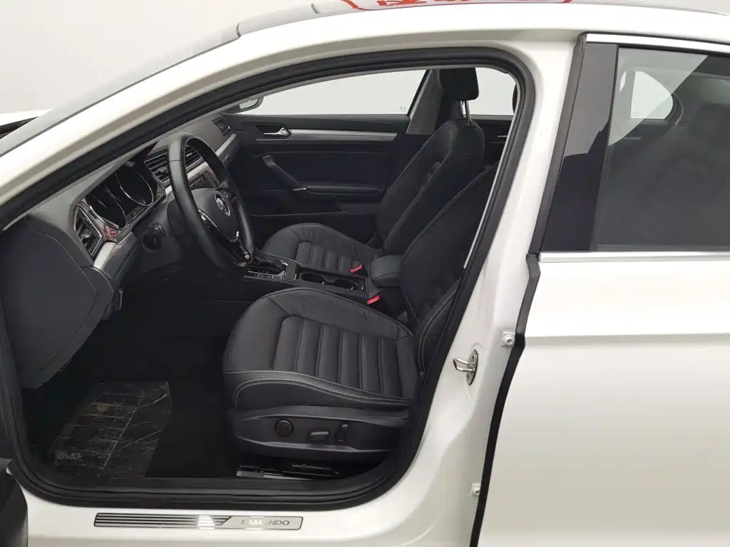Volkswagen Lamando — миниатюра 10