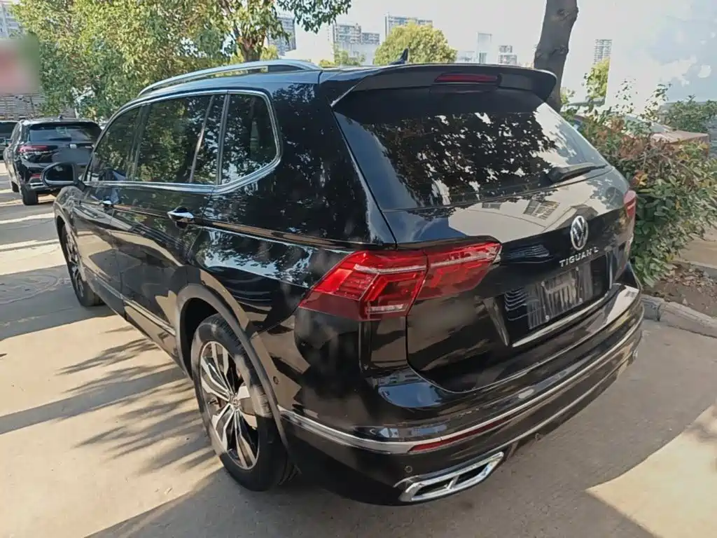 Volkswagen Tiguan L — миниатюра 5