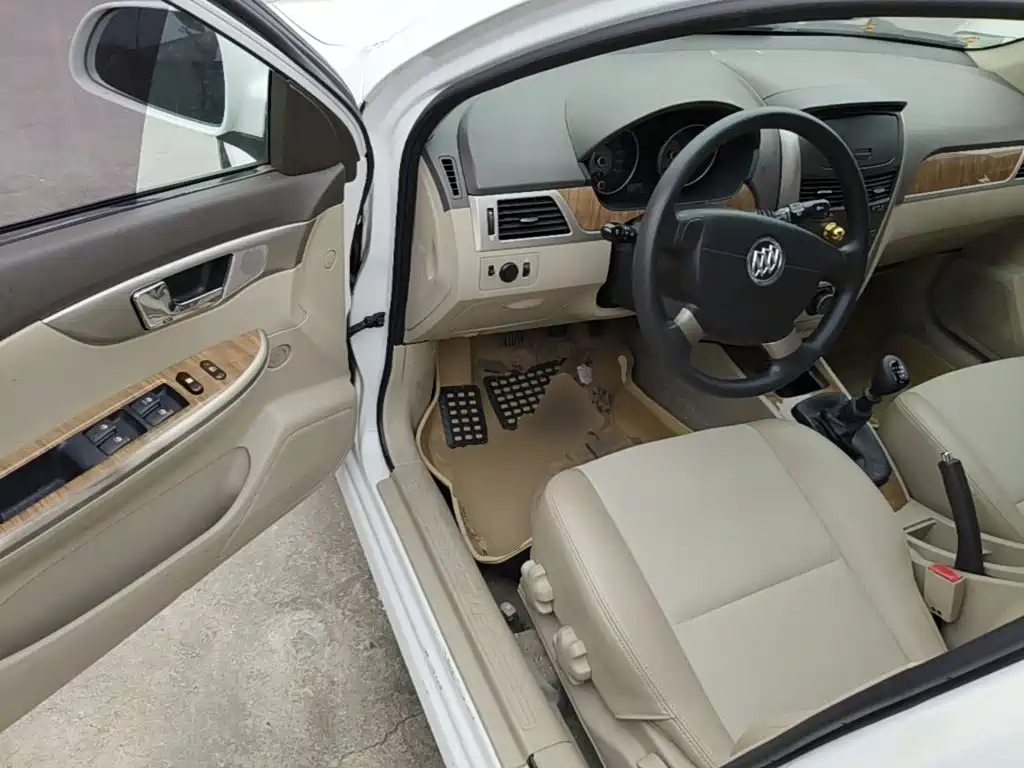 Buick Excelle — миниатюра 16