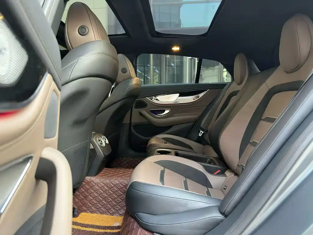 MERCEDES-BENZ AMG GT