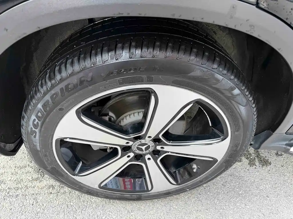 Mercedes-Benz GLC — миниатюра 9