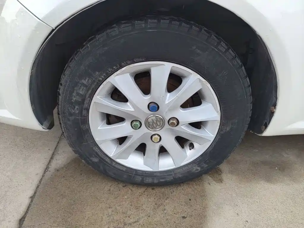 Buick Excelle — миниатюра 23