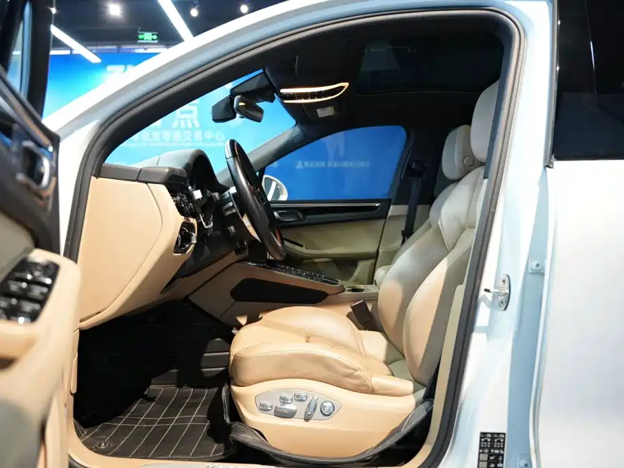 Porsche Macan 2020 Macan S 3.0T