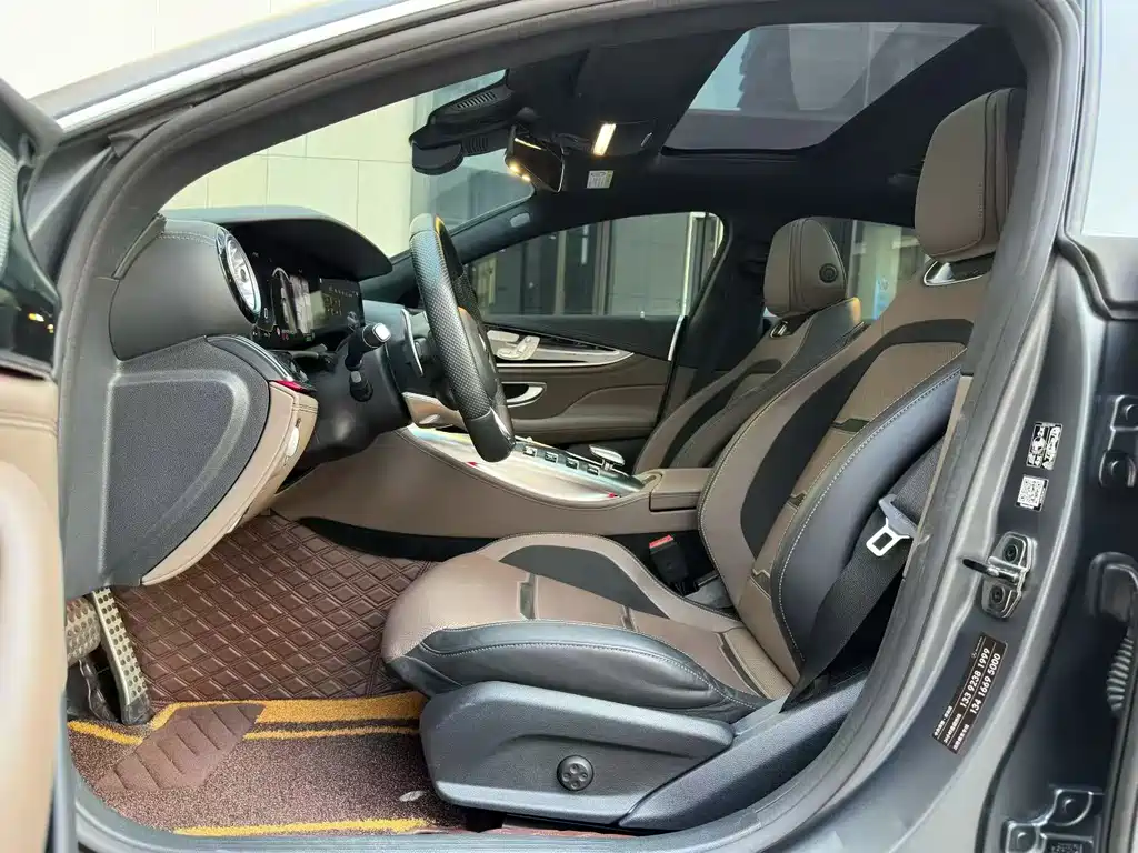 MERCEDES-BENZ AMG GT