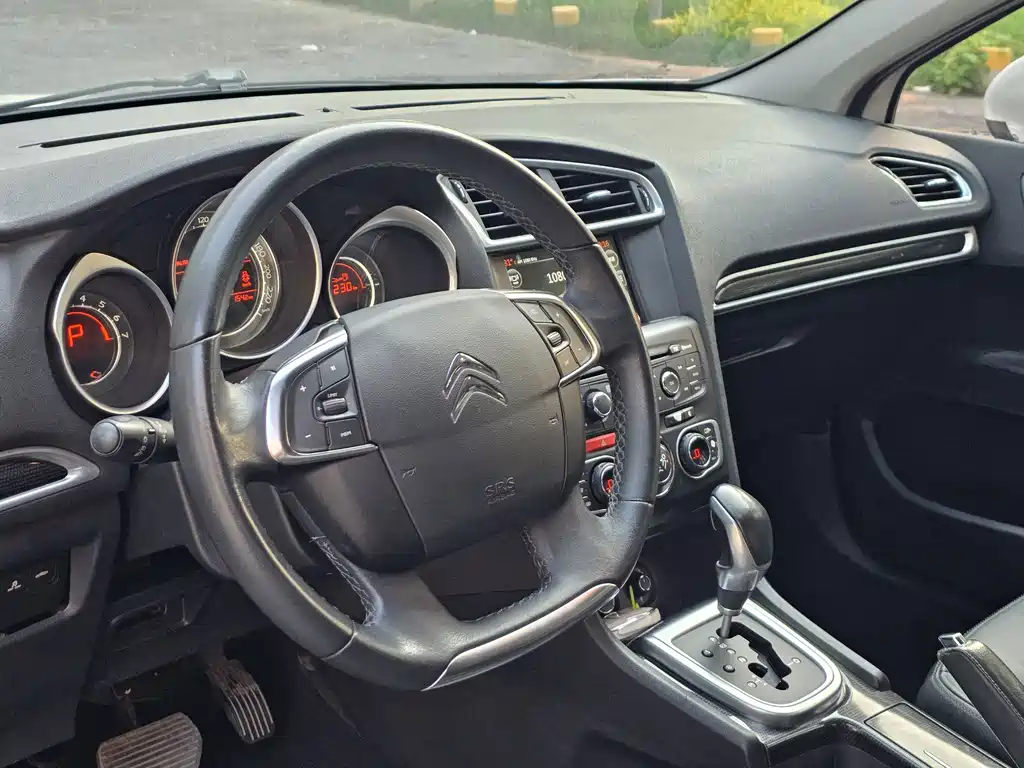 Citroen C4L — миниатюра 9