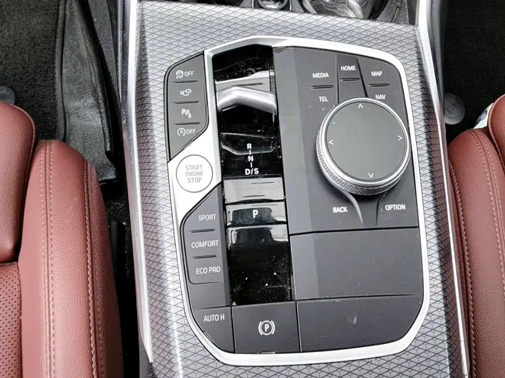 BMW 3 Series — миниатюра 9