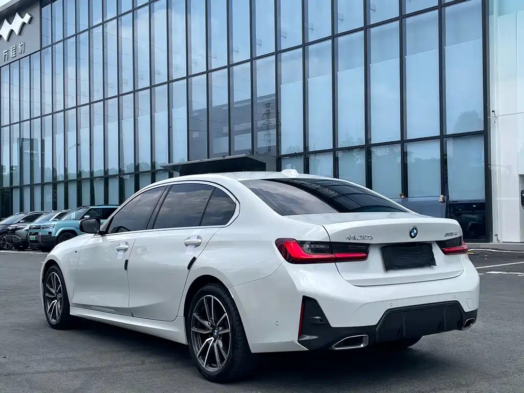 BMW 3 Series — миниатюра 19